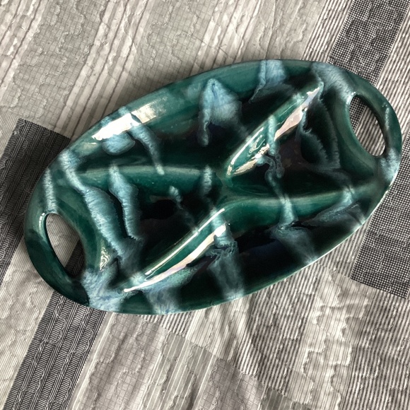 VINTAGE LARGE SIZE OVAL GLAZED POTTERY DIVIDED SERVING DISH WITH HANDLES - Picture 1 of 8